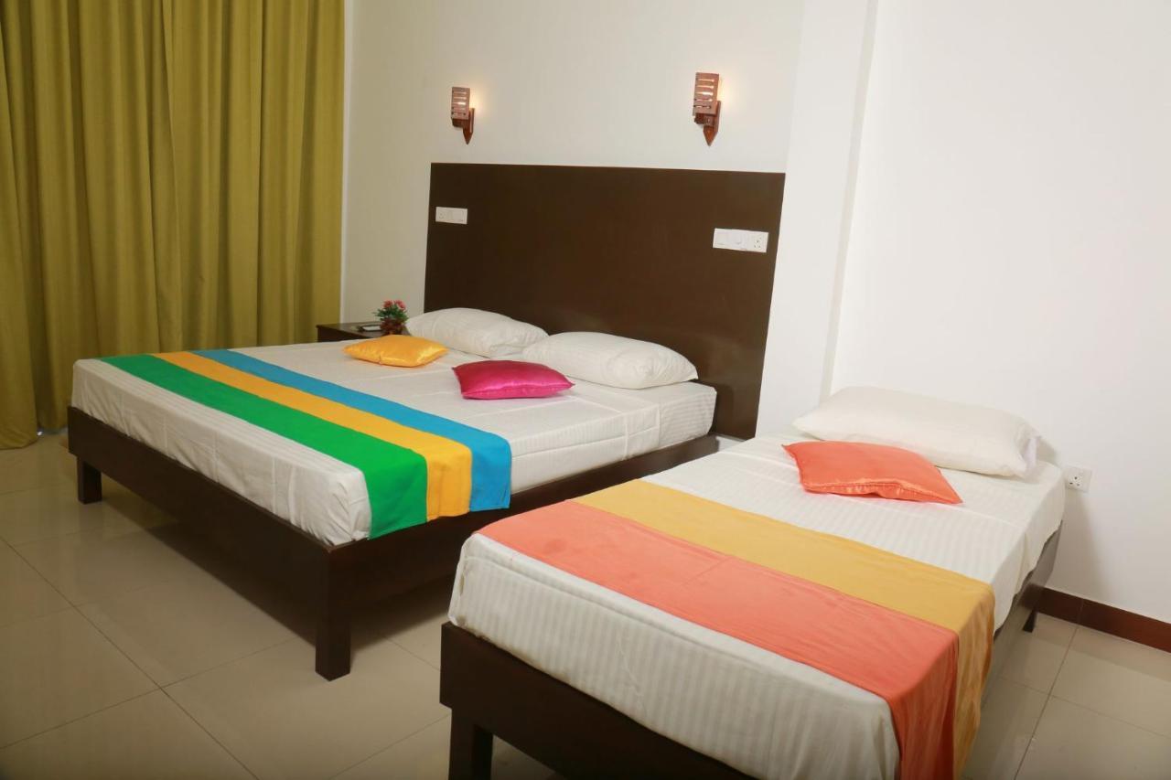 Jayaa Beach Talpe Exterior photo