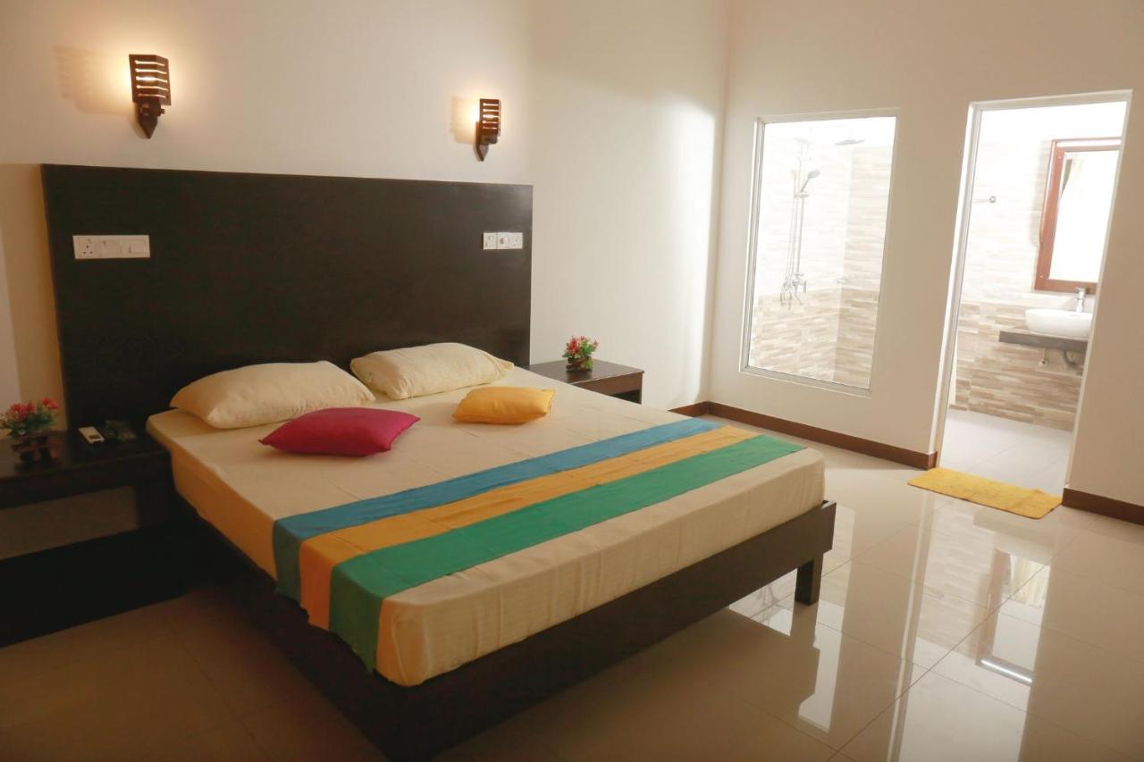 Jayaa Beach Talpe Exterior photo